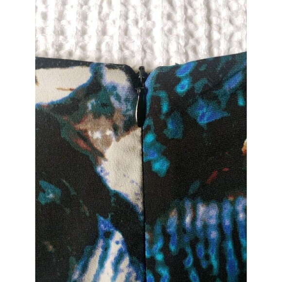 Ellen Tracy Sheath Dress Size 4 Knee Length V Neck Sleeveless Twist Front Blue - Picture 5 of 8